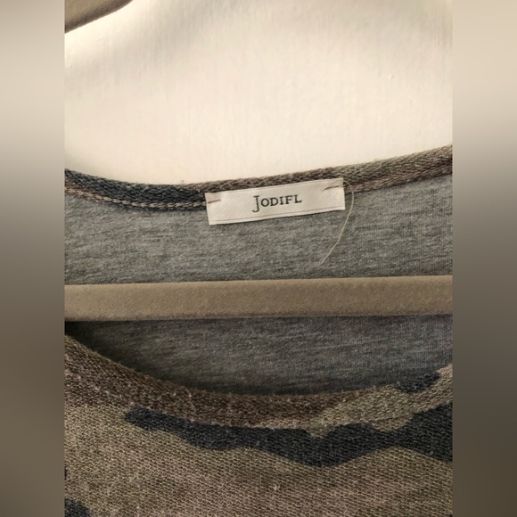 Camo cutout shirt - Picture 4 of 4